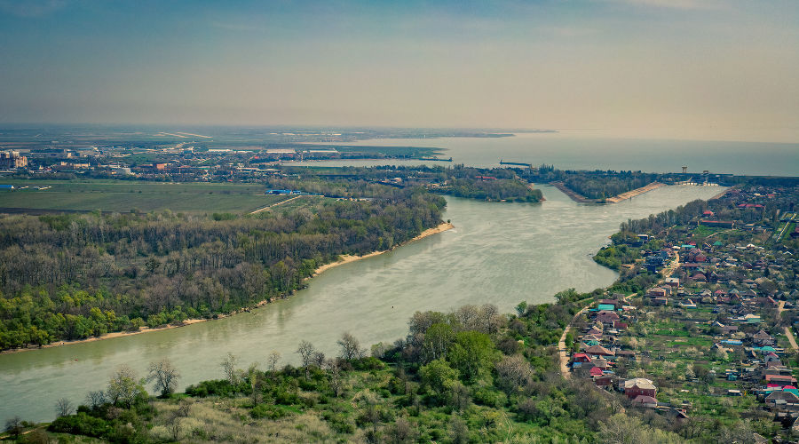 Река Кубань на выходе из Краснодарского водохранилища © Фото Антона Быкова, Юга.ру