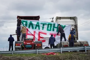 Акция дальнобойщиков против &laquo;Платона&raquo; &copy;&nbsp;Фото Андрея Майорова, Юга.ру