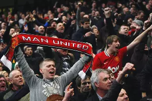 Фанаты «Манчестер Юнайтед» &copy;&nbsp;Фото с сайта ManUtd8.com