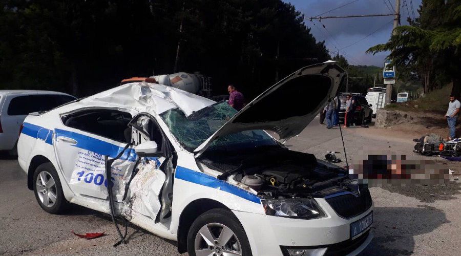  © Фото из группы «Автопартнер Крым | ДТП ДПС», vk.com/auto8292