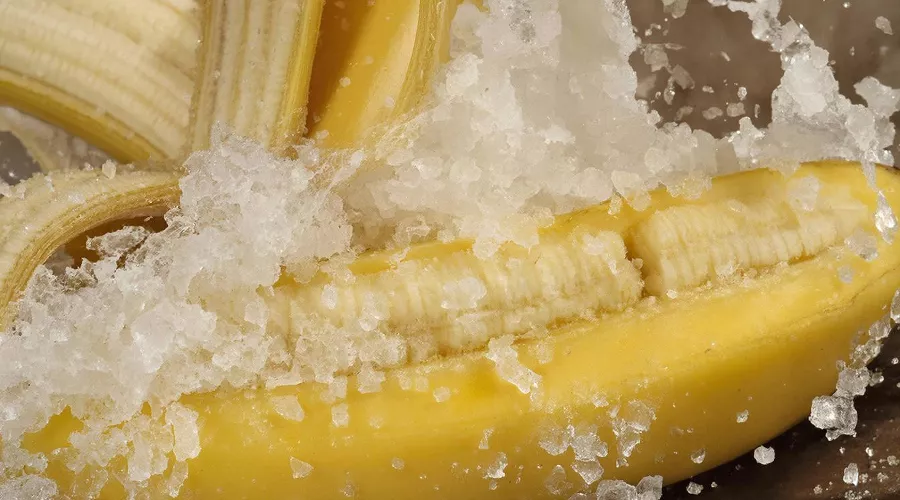 банан &copy;&nbsp;Изображение сгенерировано нейросетью Gigachat