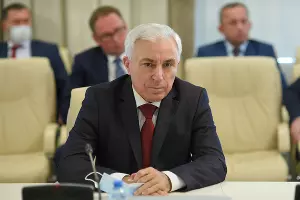 Довлетбий Долев &copy;&nbsp;Фото пресс-службы главы Республики Адыгея
