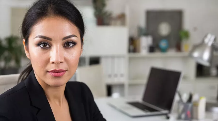 макияж &copy;&nbsp;Изображение сгенерировано нейросетью Gigachat