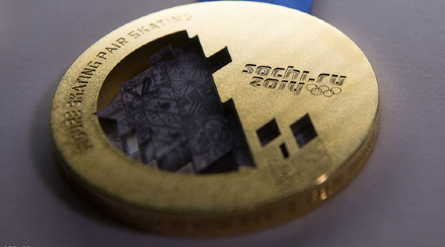 Олимпийские медали Сочи-2014 © Михаил Ступин, ЮГА.ру
