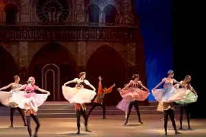 Кадр из балета «Собор Парижской Богоматери» &copy;&nbsp;Скриншот видео с сайта vkvideo.ru