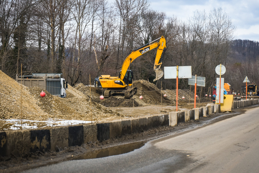  Ростовская область получила 2 млрд рублей на ремонт дорог, пострадавших из-за обхода Украины 