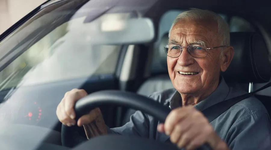 водитель &copy;&nbsp;Изображение сгенерировано нейросетью Gigachat