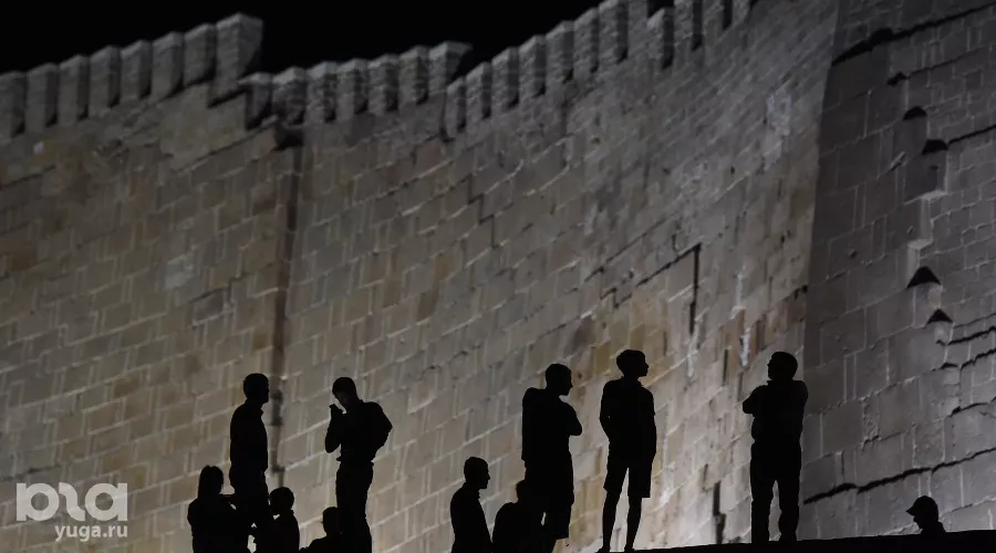 Дербент накануне 2000-летия &copy;&nbsp;Елена Синеок, ЮГА.ру