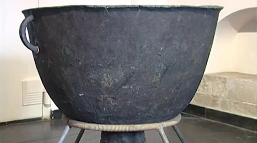 «Священный котел нартов» &copy;&nbsp;Скриншот видео из аккаунта ГТРК &laquo;Адыгея&raquo;, www.instagram.com/gtrkadygeia