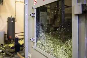 Утилизация банкнот &copy;&nbsp;Фото Елены Синеок, Юга.ру