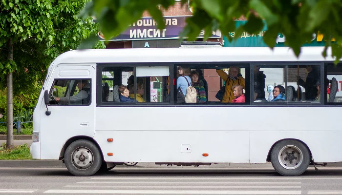 Власти Кубани просят жителей пересесть на&nbsp;общественный транспорт из-за нехватки топлива