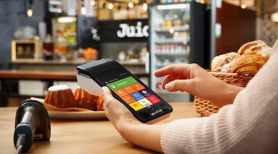 Смарт-терминал «Эвотор» &copy;&nbsp;Фото компании &laquo;Эвотор&raquo;