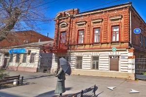 Мемориальное здание в Таганроге по улице Фрунзе, 10 © Скриншот yandex.ru/maps, панорама 2020 года