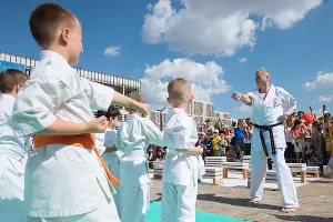 День защиты детей в микрорайоне Любимово &copy;&nbsp;Фото Дениса Яковлева, Юга.ру