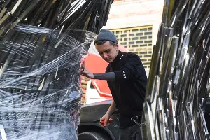 Draped Data Владимира Омутова &copy;&nbsp;Фото Елены Синеок, Юга.ру