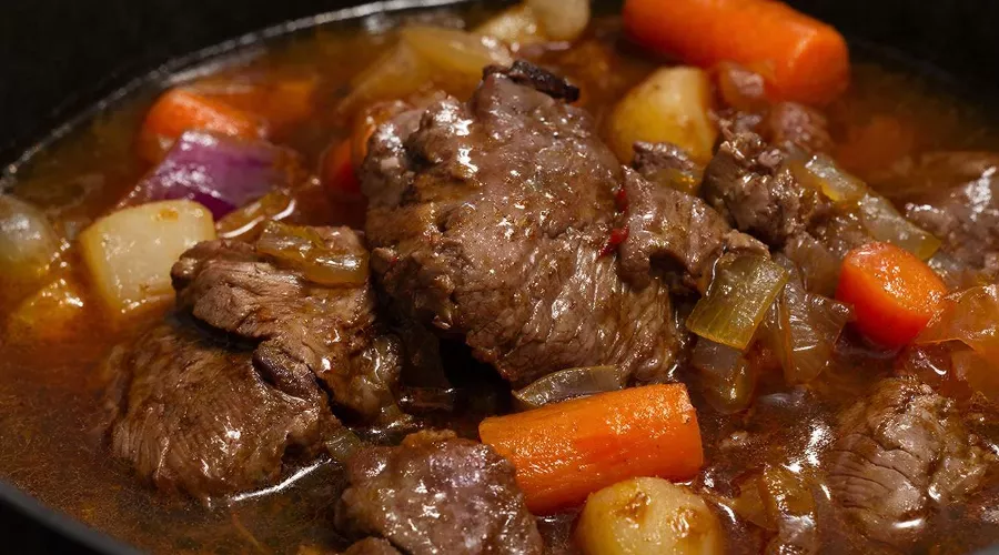 мясо &copy;&nbsp;&copy; Изображение сгенерировано с помощью Gigachat