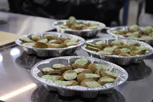 Заполненные эскарготницы &copy;&nbsp;Фото Марины Солошко, Юга.ру