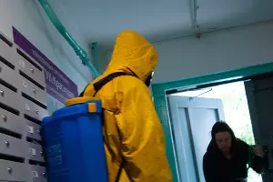 Дезинфекция жилых домов в Краснодаре &copy;&nbsp;Фото Дмитрия Леснова, Юга.ру