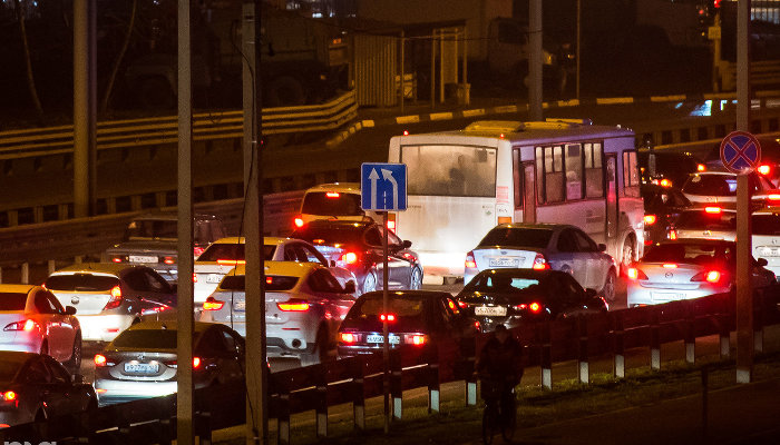Мэр Екатеринбурга заявил, что на фоне пробок Краснодара его город «конечно, едет»