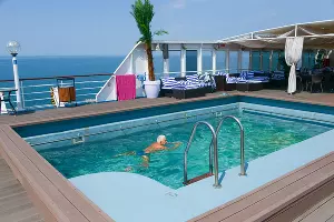 Теплоход &laquo;Князь Владимир&raquo; &copy;&nbsp;Фото Виктора Клюшкина, Юга.ру