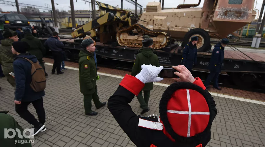 Спецпоезд «Сирийский перелом» в Краснодаре &copy;&nbsp;Фото Елены Синеок, Юга.ру