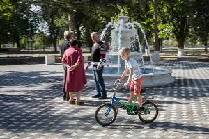 Парк имени Ивана Семыкина в станице Тбилисской &copy;&nbsp;Фото Евгения Мельченко, Юга.ру