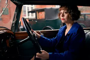 Хелен МакКрори &copy;&nbsp;Кадр из сериала &laquo;Острые козырьки&raquo; , kinopoisk.com