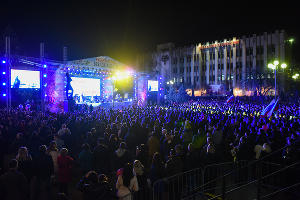 Праздничный концерт в годовщину воссоединения Крыма с Россией © Фото Елены Синеок, Юга.ру