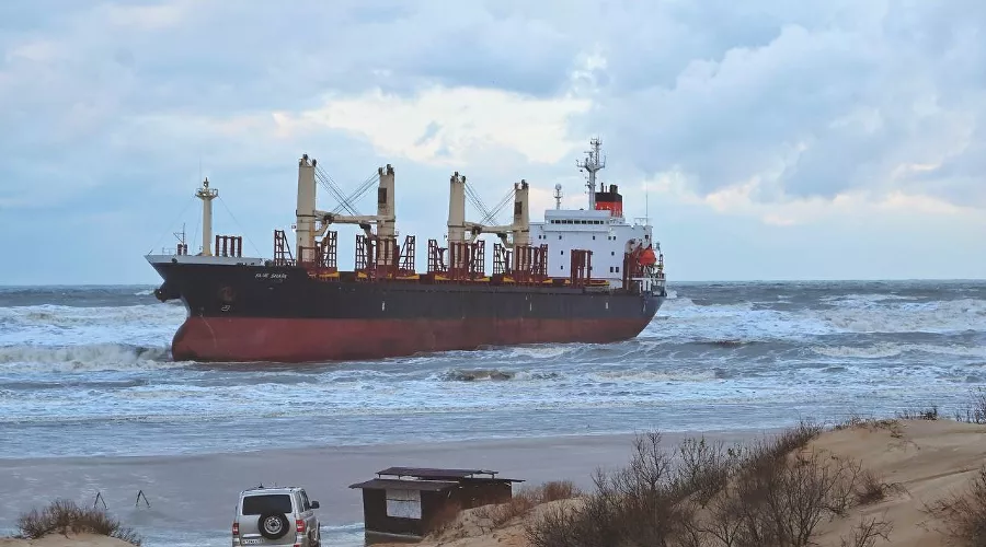 Сухогруз Blue Shark под Анапой &copy;&nbsp;Фото Олега Афонина