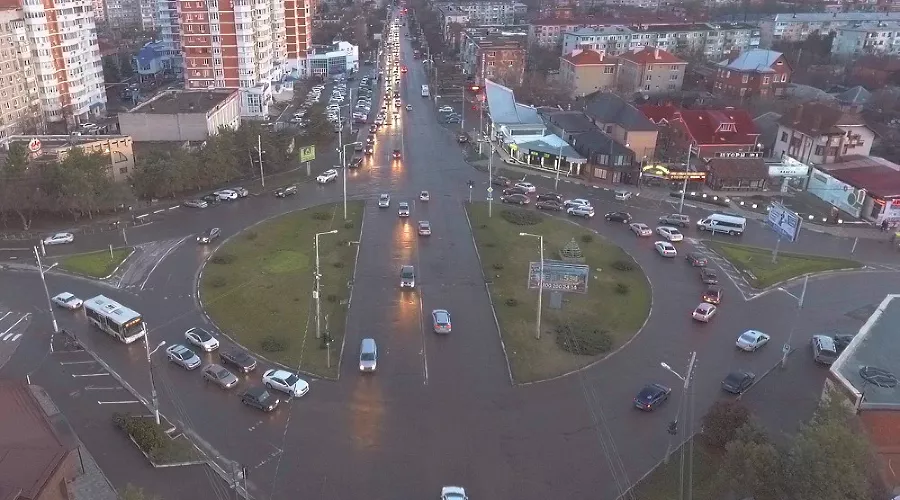 Кольцо на пересечении улиц Красных Партизан и Тургенева в Краснодаре &copy;&nbsp;Фото пресс-службы администрации Краснодара