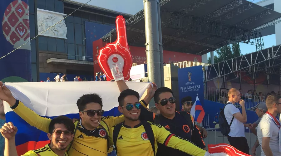 Болельщики в фан-зоне в Ростове  &copy;&nbsp;Фото Марии Строителевой, Юга.ру