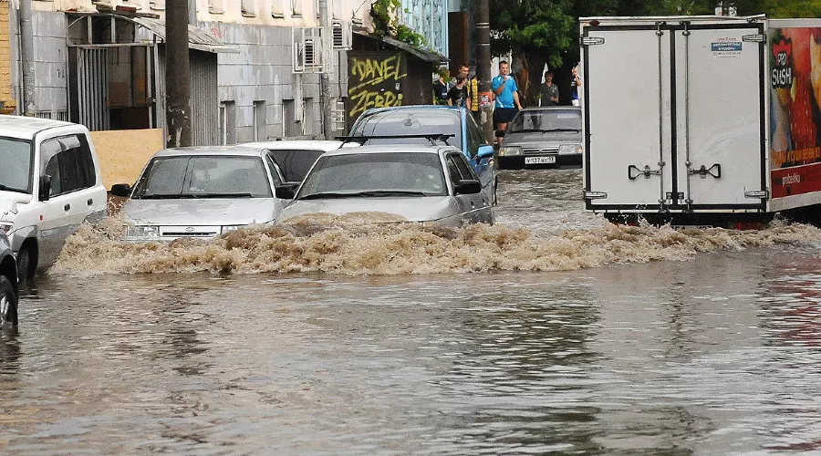 Ливень в Краснодаре &copy;&nbsp;Фото Михаила Ступина, Юга.ру