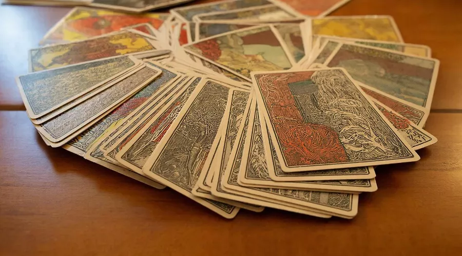 таро &copy;&nbsp;Изображение сгенерировано нейросетью Gigachat