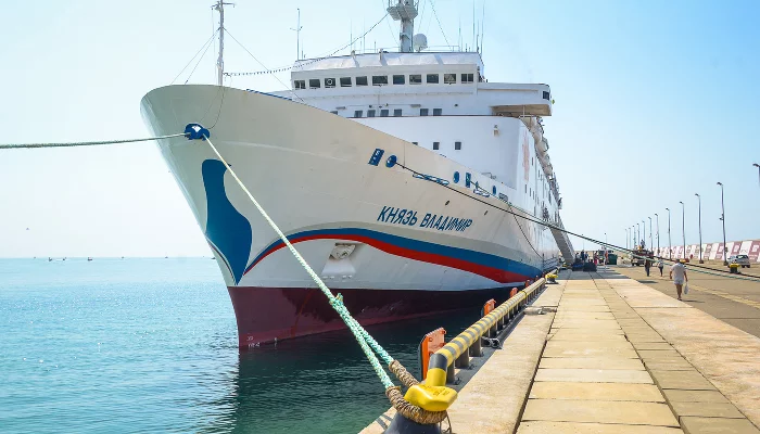 Теплоход «Князь Владимир» &copy;&nbsp;Фото Виктора Клюшкина, Юга.ру