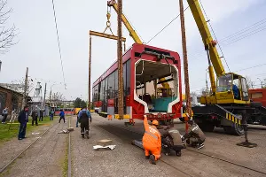Новый трехсекционный трамвай "Витязь"  &copy;&nbsp;Елена Синеок, ЮГА.ру