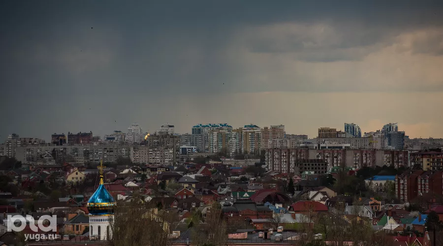 Дождь в Краснодаре &copy;&nbsp;Фото Елены Синеок, Юга.ру