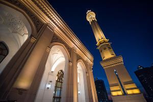 Мечеть «Гордость мусульман» в городе Шали &copy;&nbsp;Фото Елены Синеок, Юга.ру