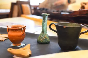 Раскопки в Фанагории. Уцелевшая гробница позднеантичной эпохи &copy;&nbsp;Фото Елены Синеок, Юга.ру