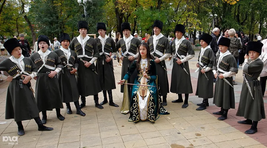  &copy;&nbsp;Влад Александров, ЮГА.ру