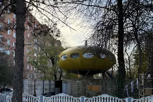 Дом Futuro в Краснодаре, декабрь 2025 года &copy;&nbsp;Фото Марины Солошко, Юга.ру