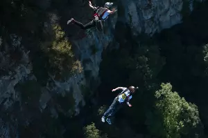 Первый фестиваль бэйс-джампинга Skypark BASE days в Сочи &copy;&nbsp;Нина Зотина, ЮГА.ру