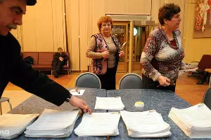 Подсчет голосов на выборах президента РФ &copy;&nbsp;Елена Синеок. ЮГА.ру
