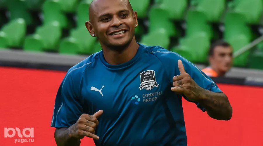 Открытая тренировка ФК «Краснодар». Ари &copy;&nbsp;Фото Елены Синеок, Юга.ру