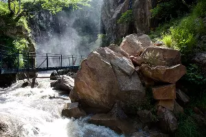  &copy;&nbsp;Влад Александров, ЮГА.ру