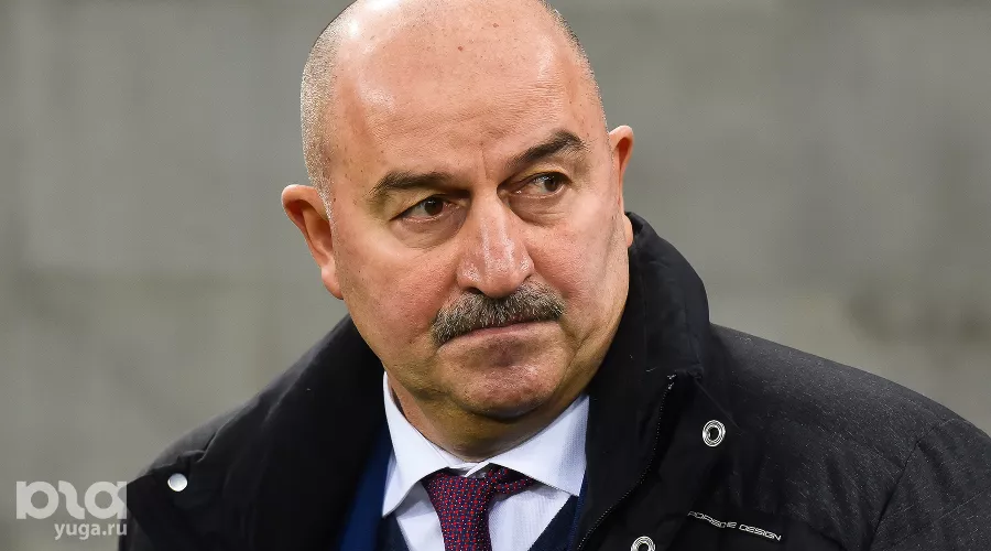 Тренер сборной России по футболу Станислав Черчесов &copy;&nbsp;Фото Елены Синеок, Юга.ру