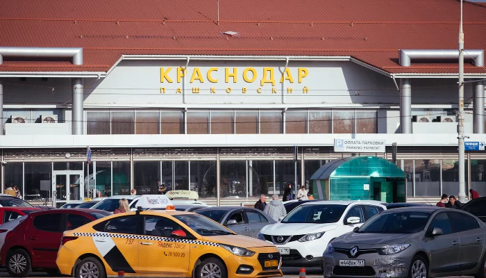 Аэропорт Краснодара не работал почти сутки