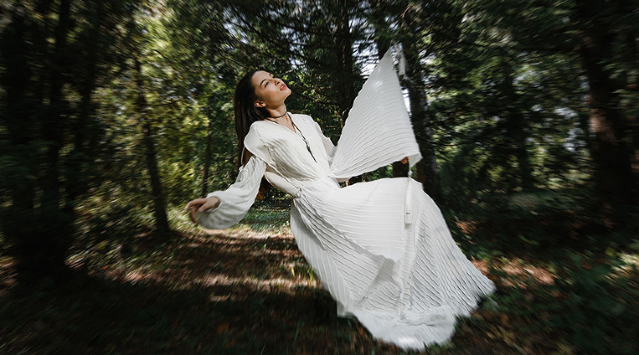 Модель от Сусанны Макеровой на фестивале «Этномода-2018» &copy;&nbsp;Фото со страницы Александра Хилькевича, vk.com/alexander_khilkevich