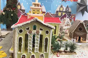 Экспозиция-конкурс &laquo;Пряничный городок&raquo; в Сочи &copy;&nbsp;Фото Юга.ру