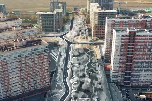 Как можно спасти нынешнюю нелогичную застройку &copy;&nbsp;Скриншот из ютуб-канала Александра Кравченко