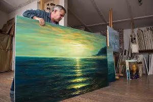 В мастерской Валерия и Инны Цукахиных &copy;&nbsp;Фото Елены Синеок, Юга.ру